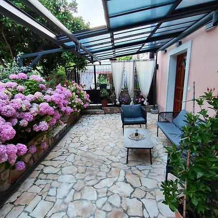 Vacation House Orange Veli Lošinj Εξωτερικό φωτογραφία