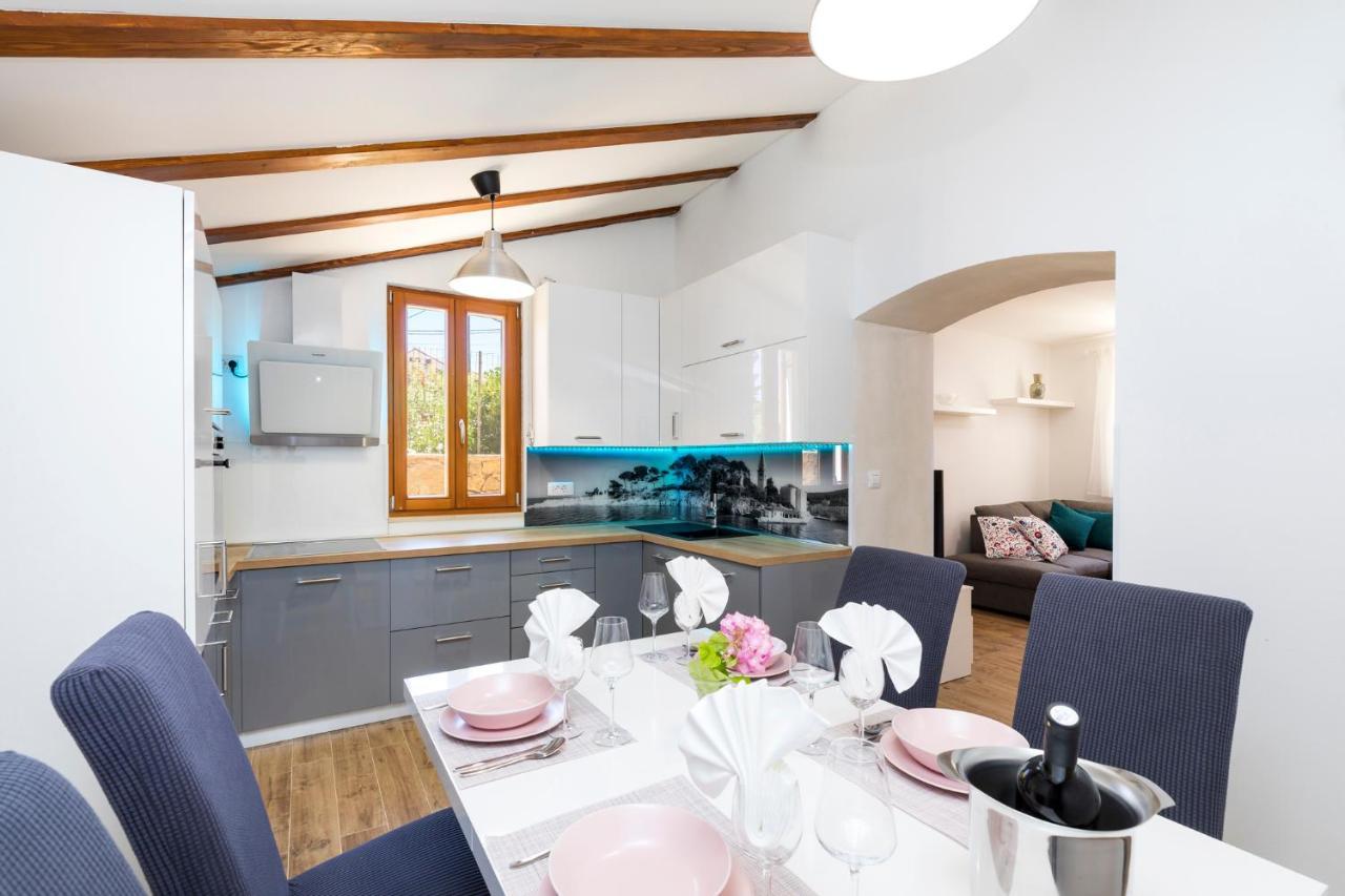 Vacation House Orange Veli Lošinj Εξωτερικό φωτογραφία