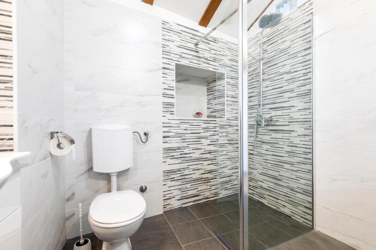 Vacation House Orange Veli Lošinj Εξωτερικό φωτογραφία