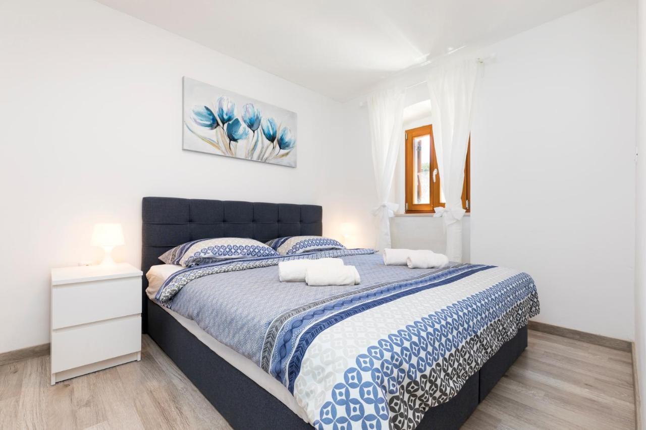 Vacation House Orange Veli Lošinj Εξωτερικό φωτογραφία