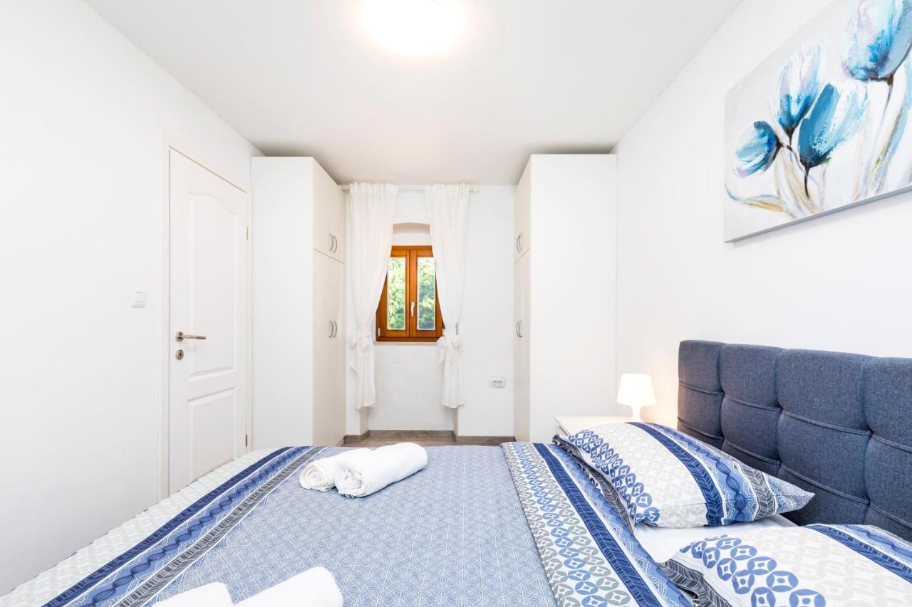 Vacation House Orange Veli Lošinj Εξωτερικό φωτογραφία