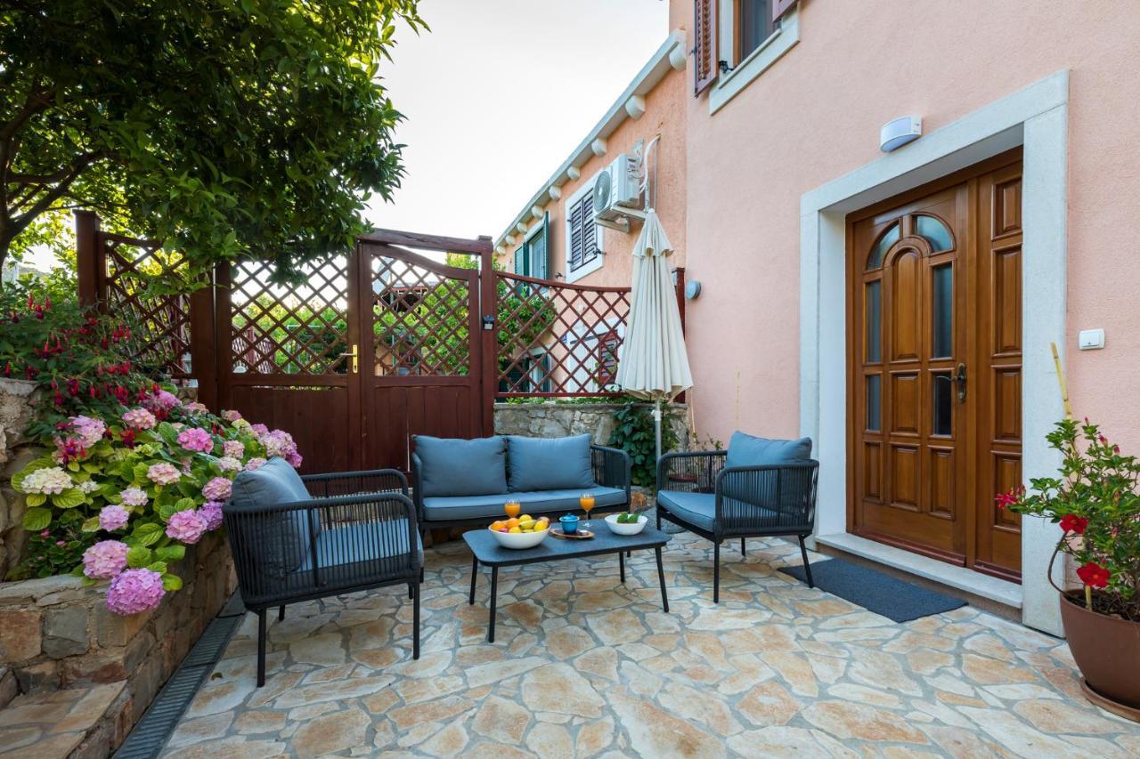 Vacation House Orange Veli Lošinj Εξωτερικό φωτογραφία