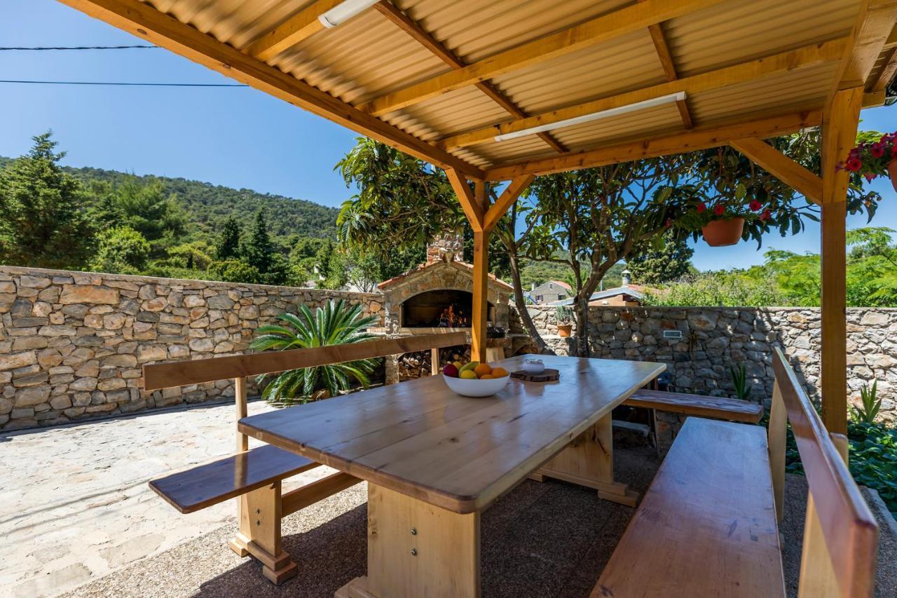 Vacation House Orange Veli Lošinj Εξωτερικό φωτογραφία
