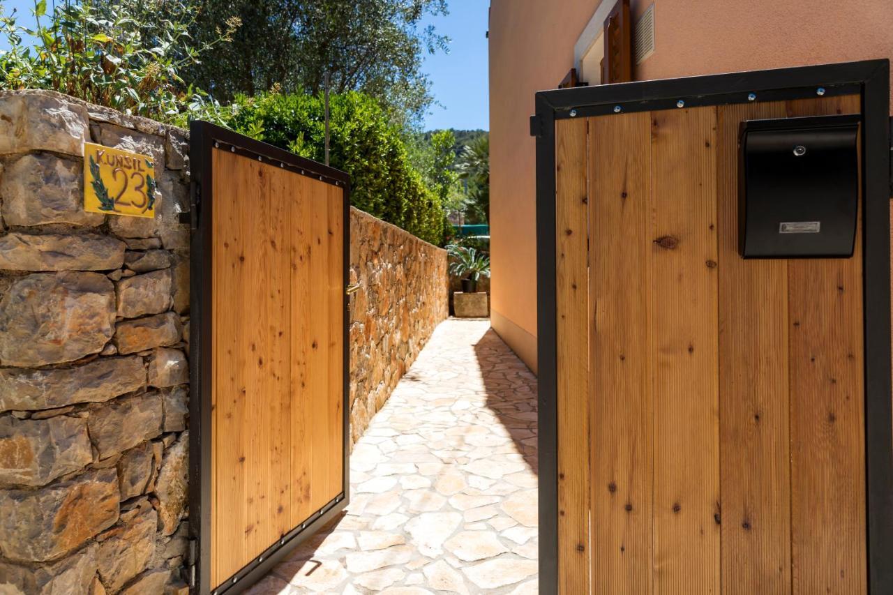 Vacation House Orange Veli Lošinj Εξωτερικό φωτογραφία